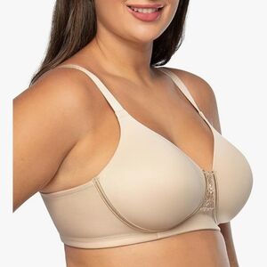 Vanity Fair Wireless Full Figure Beauty Back Smoothing Bra, 4 Way Stretch Fabric